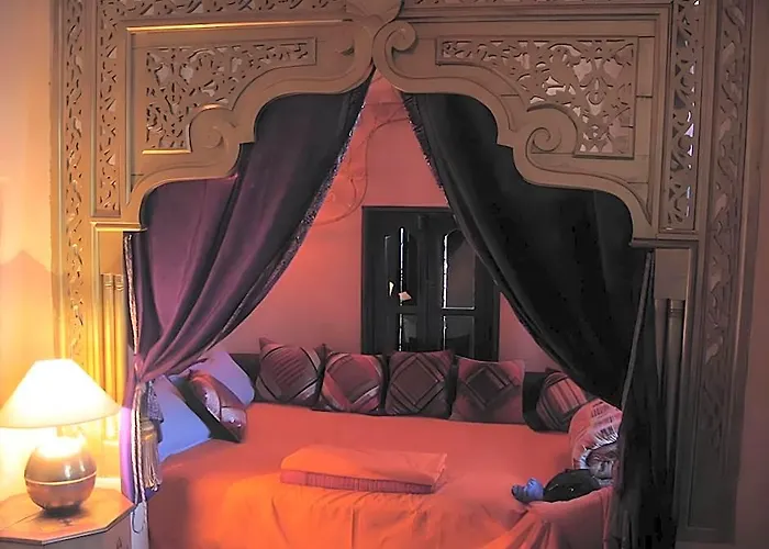 Riad Dar El Caid - Palais XIII Century